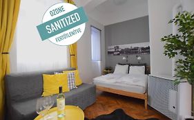 Standard Apartment By Hi5 - Chainbridge